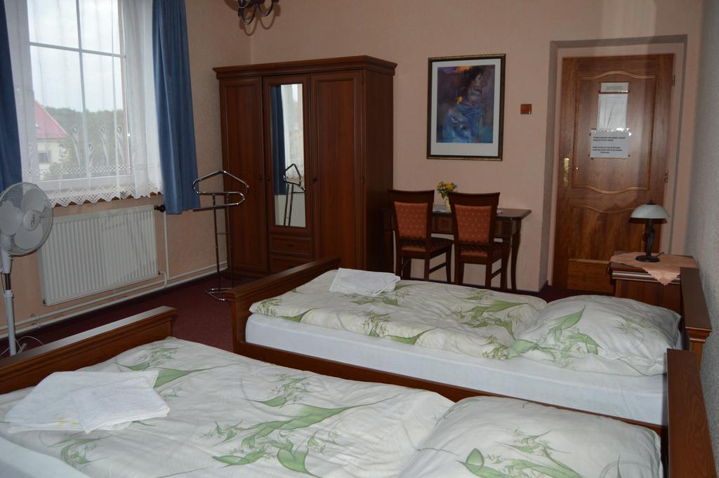 Paradise Hotel